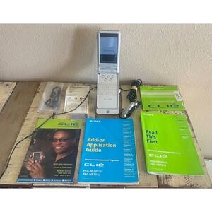 Sony CLIE PEG-NR70V/U Personal Entertainment PDA with manual & accessory bundle